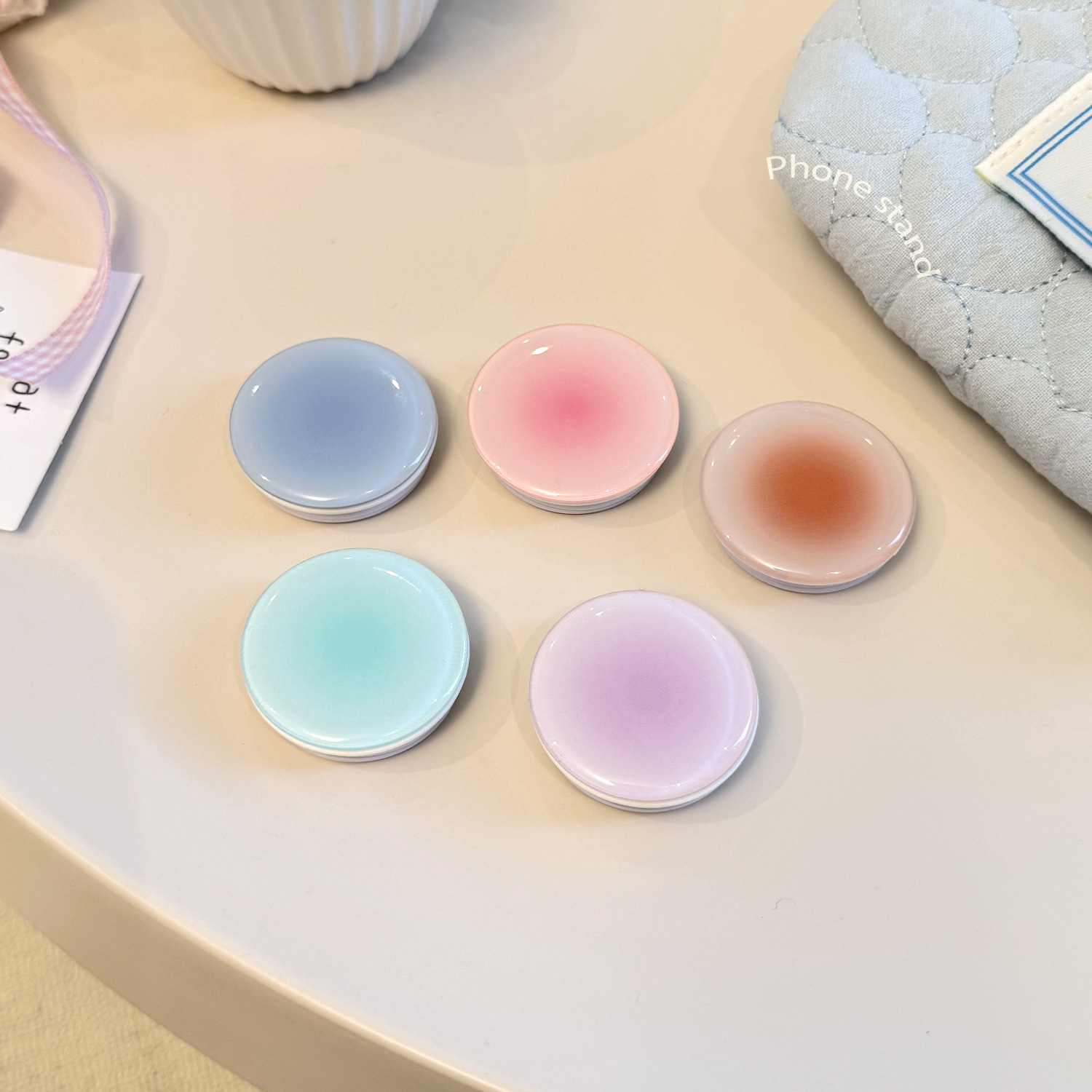 インスタ映え グラデーション スマホグリップホルダー 背面粘 - Mobile Hanger Arm のレビューと価格